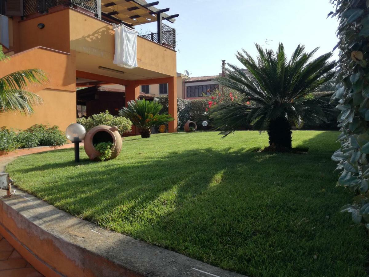 Casa Vacanze Villa Carmela Porto Torres Buitenkant foto