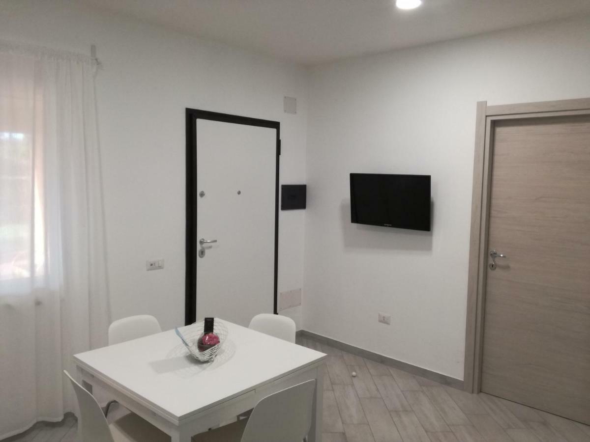 Casa Vacanze Villa Carmela Porto Torres Buitenkant foto
