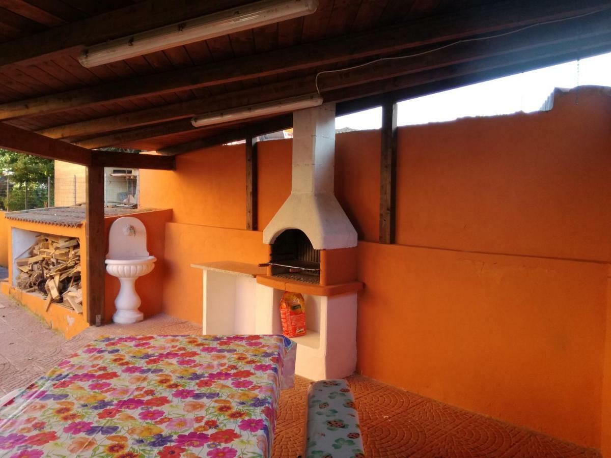 Casa Vacanze Villa Carmela Porto Torres Buitenkant foto